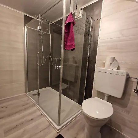 Bei Conny Und Bernd Vendégház 3*